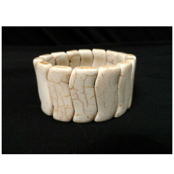 Ivory color Cuff Bracelet African look Curved Segments stretch fit - Picture 5 of 5